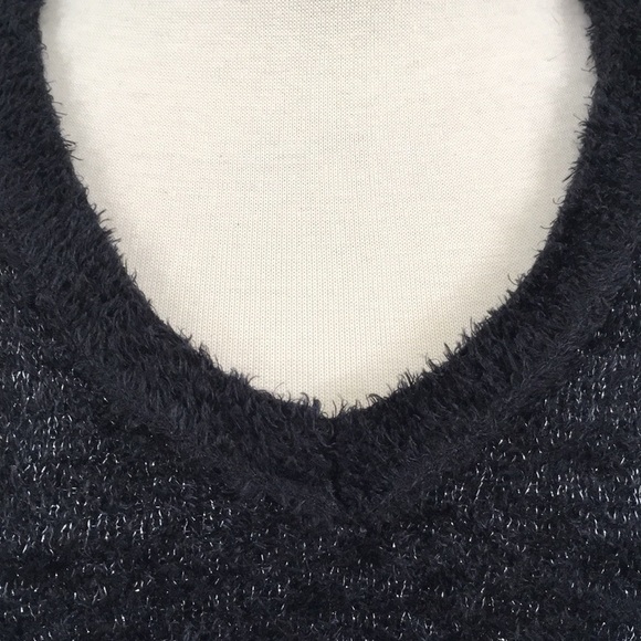 NY collection black metallic silver fuzzy vneck sweater small - Picture 5 of 11